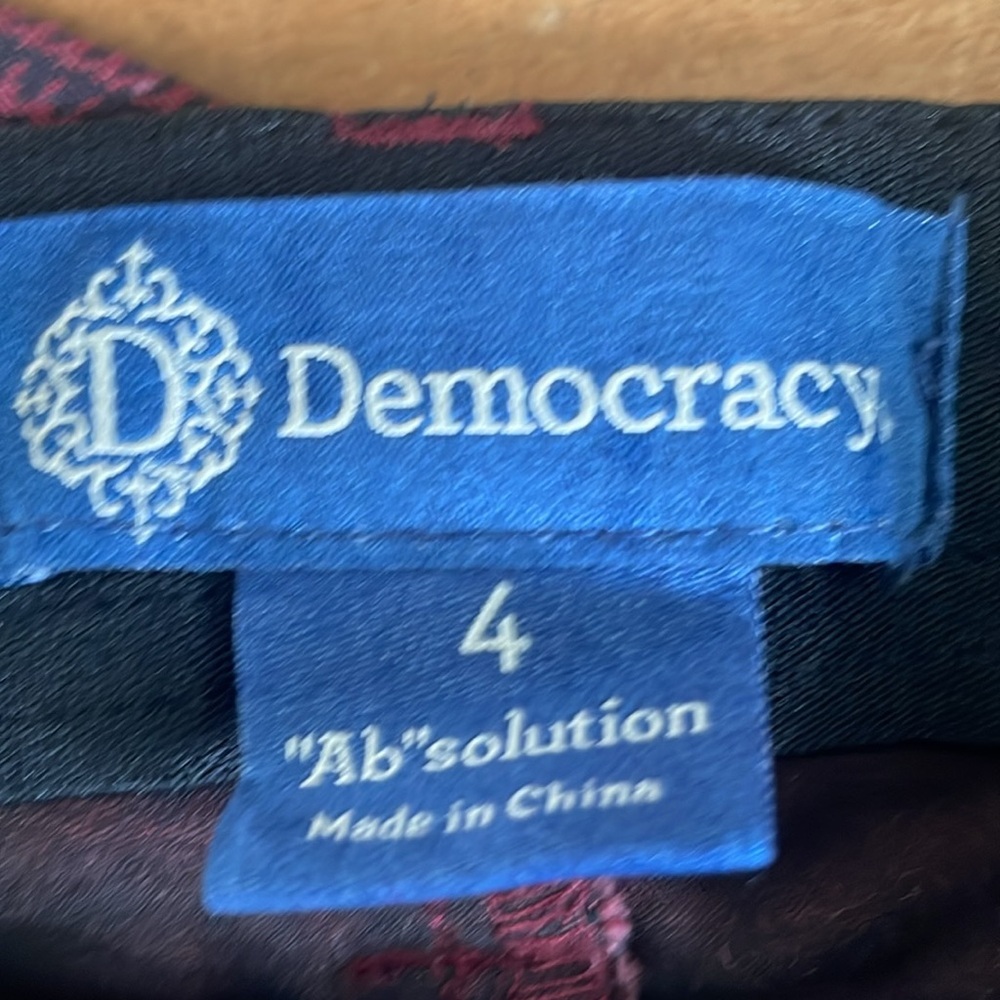 Democracy AbSolution Deep Red and Black Printed Trousers Size 4 - Picture 12 of 14